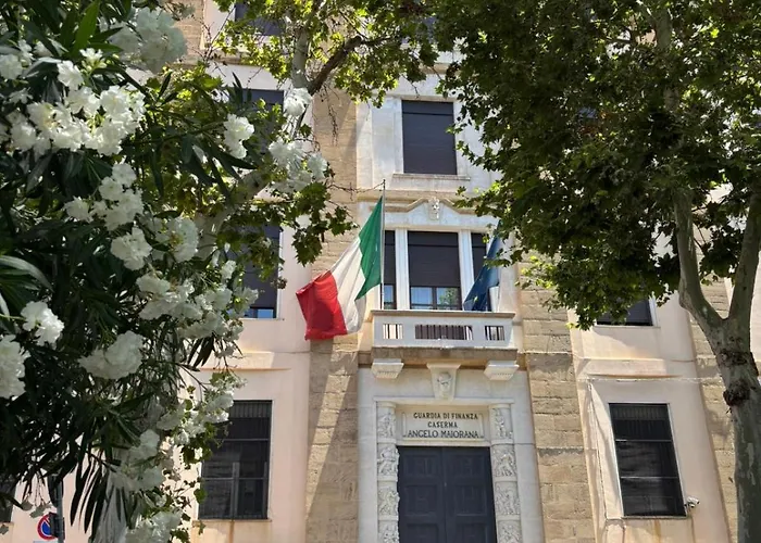 Sikelia 42 - Centre *